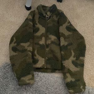 Camo puffer jacket